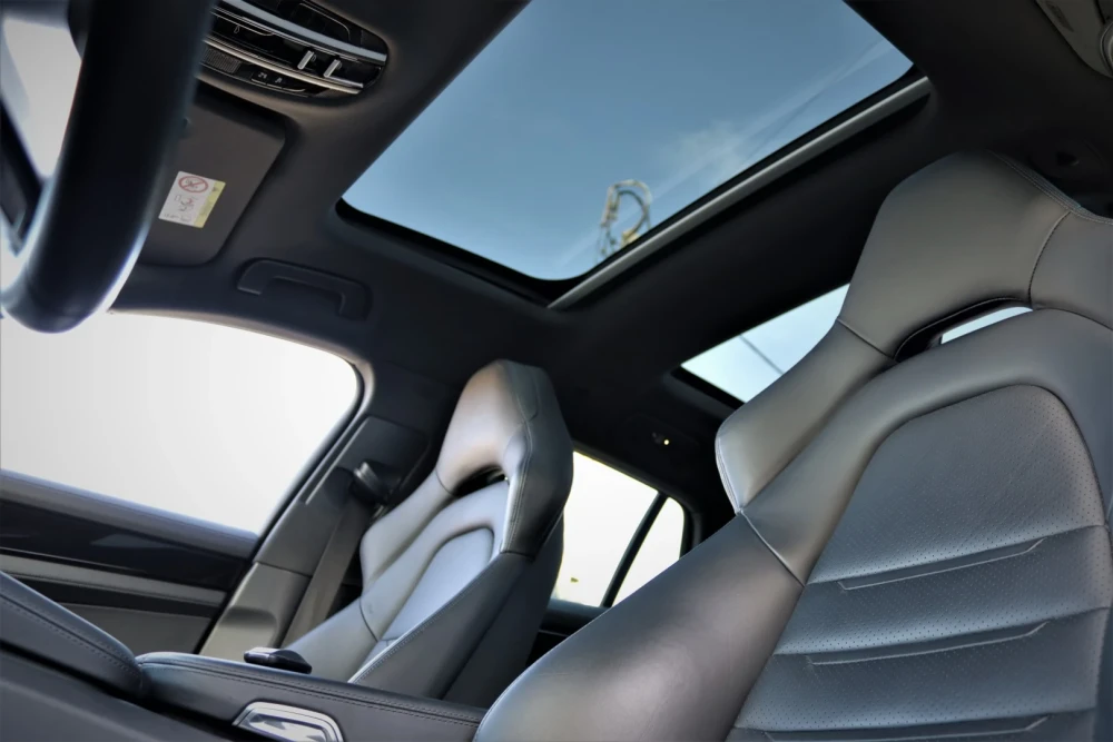 Porsche Panamera Sport Turismo 4 E-Hybrid 6