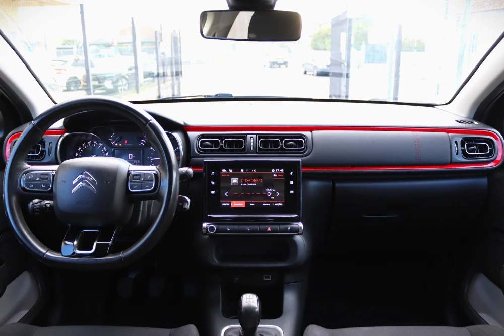 Citroën C3 1.2 PureTech Shine 4