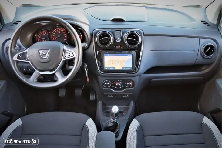 Dacia Lodgy 1.5 Blue dCi Stepway 7L 20