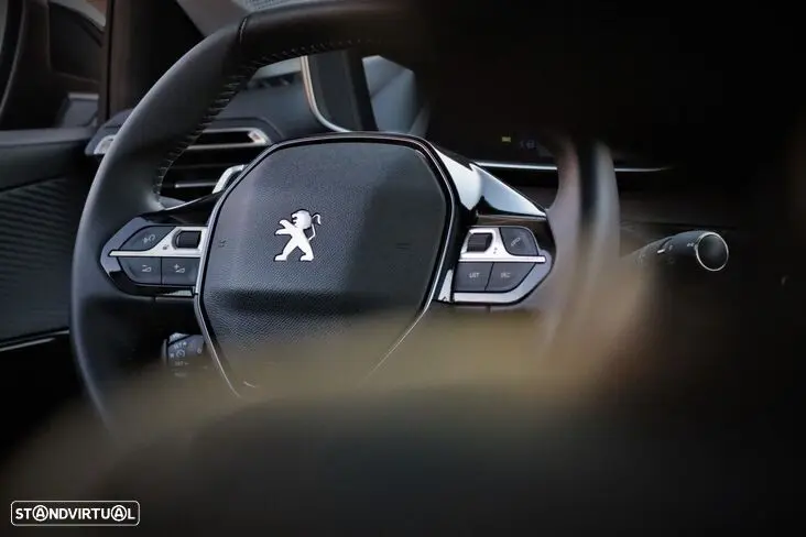 Peugeot 208 1.2 PureTech Allure EAT8 23