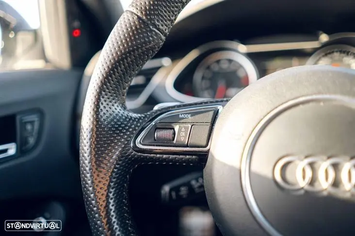 Audi RS4 Avant 4.2 FSi quattro S tronic 24