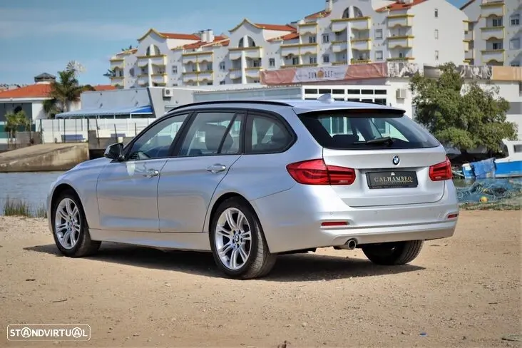 BMW 318 d Touring Advantage Auto 10