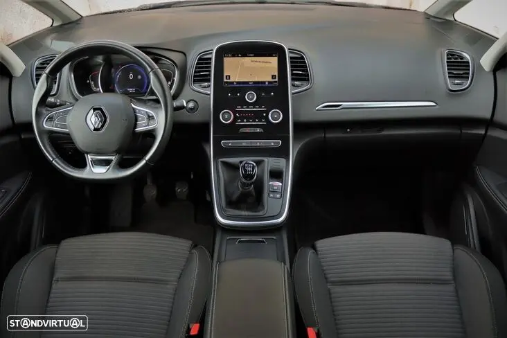 Renault Grand Scénic 1.5 dCi Dynamique S 7L 18