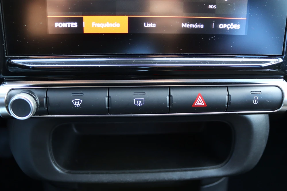 Citroën C3 1.2 PureTech Shine 19