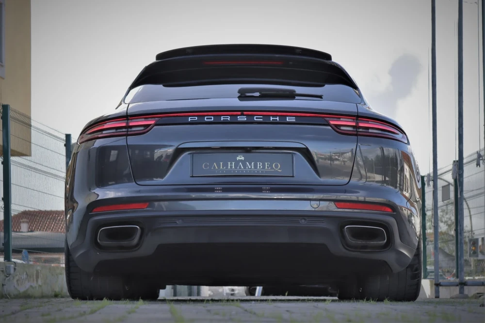 Porsche Panamera Sport Turismo 4 E-Hybrid 31
