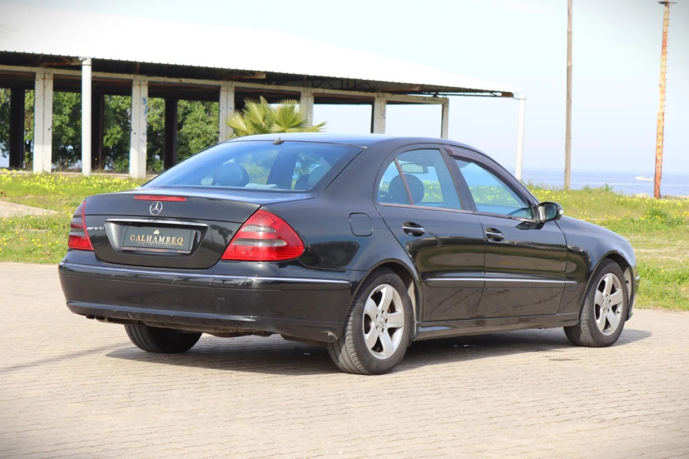 Mercedes-Benz E 220 CDI Avantgarde 3