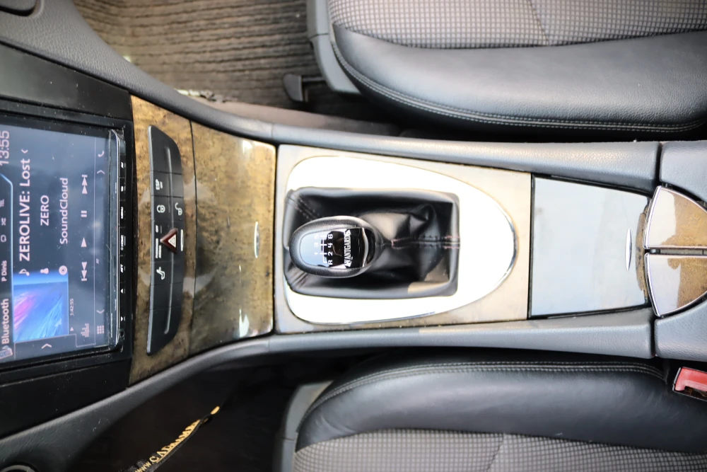 Mercedes-Benz E 220 CDI Avantgarde 16