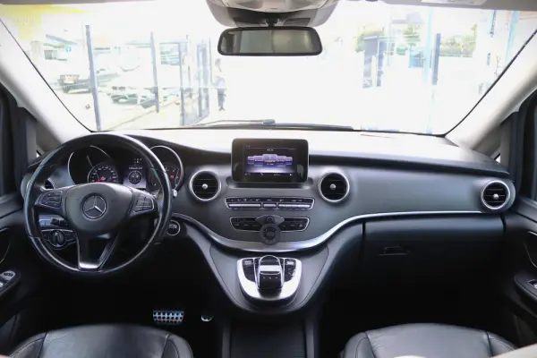 Mercedes-Benz V 220 d Aut. 4