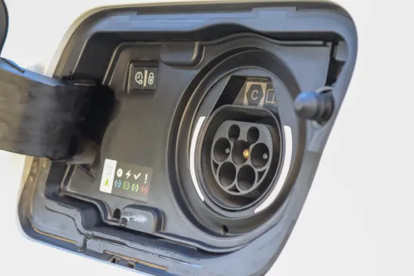 Peugeot 3008 1.6 Hybrid Allure Pack e-EAT8 8