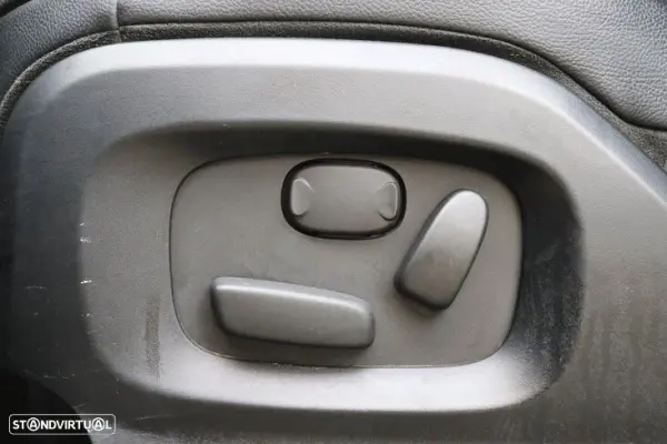 Land Rover Range Rover Evoque 2.2 SD4 Dynamic Auto 27