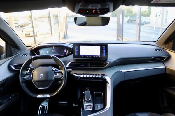 Peugeot 5008 1.2 PureTech GT EAT8 4