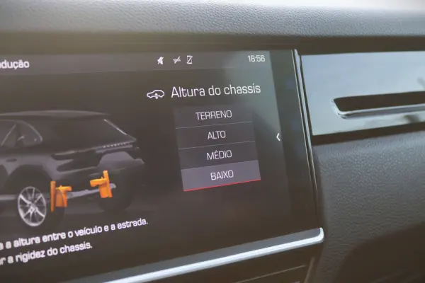 Porsche Cayenne E-Hybrid 6