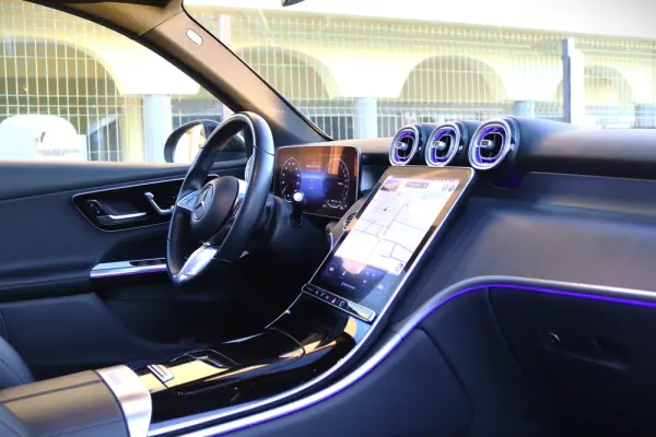 Mercedes-Benz GLC 300 e 4Matic 9G-TRONIC Avantgarde Advanced 41