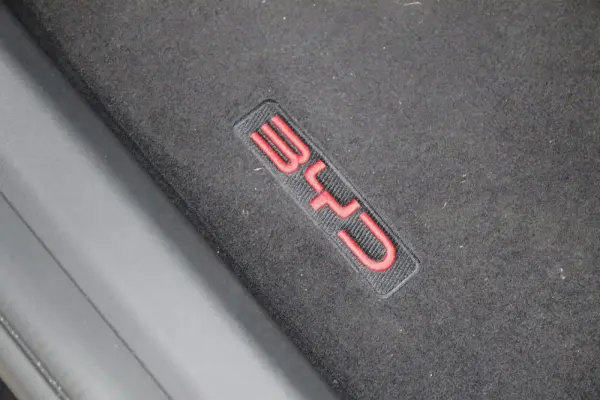 BYD Dolphin Surf 43.2 kWh Boost 5