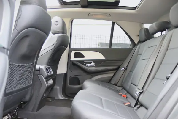 Mercedes-Benz GLE 350 de 4Matic 9G-TRONIC AMG Line 37