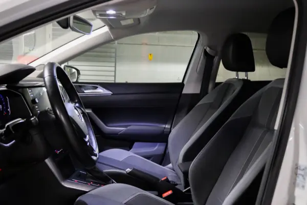 Volkswagen Polo 1.0 TSI OPF DSG R-Line 12