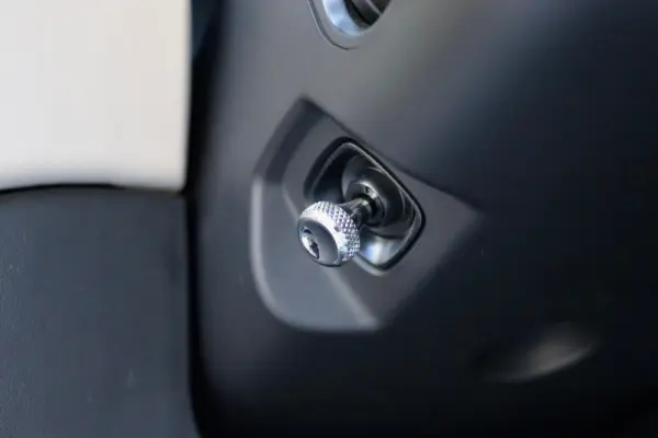 Bentley Bentayga V8 S Black Edition 28
