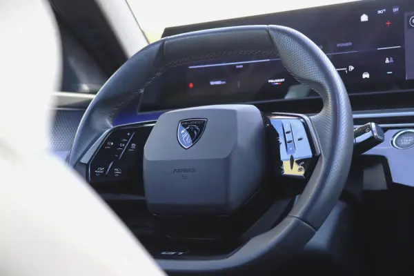 Peugeot 3008 1.2 Hybrid GT e-DCS6 21