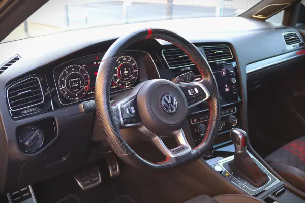 Volkswagen Golf 2.0 TSI GTi TCR DSG 19