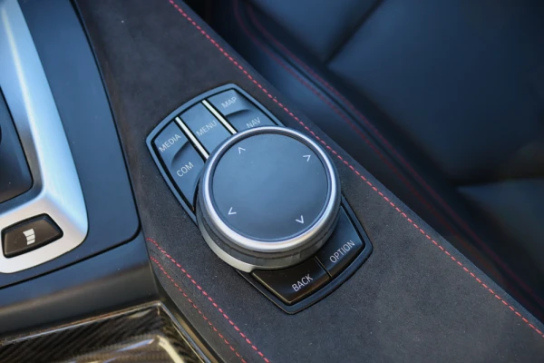 BMW M2 CS Auto 28