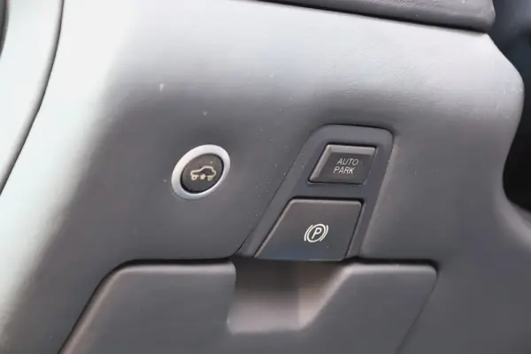 Ferrari FF Standard 33