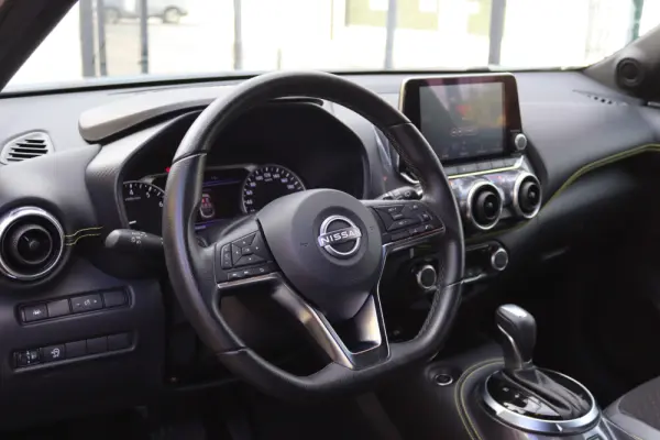 Nissan Juke 1.0 DIG-T Kiiro.DCT 22
