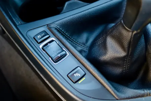BMW 116 d EfficientDynamics 6
