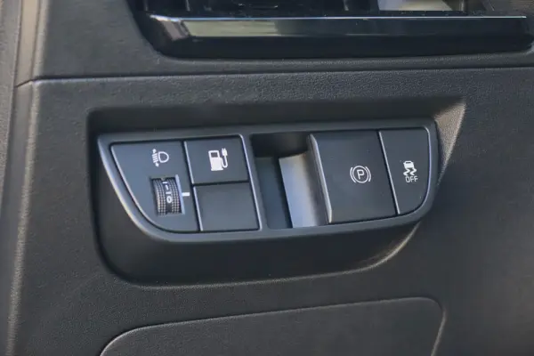 Kia EV6 84-kWh Air 15
