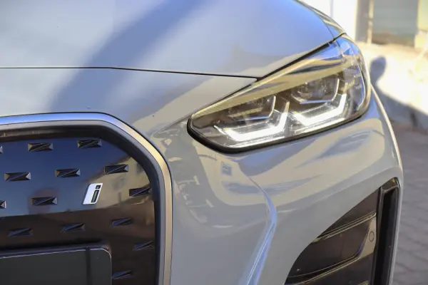 BMW i4 eDrive35 Pack Desportivo M 11