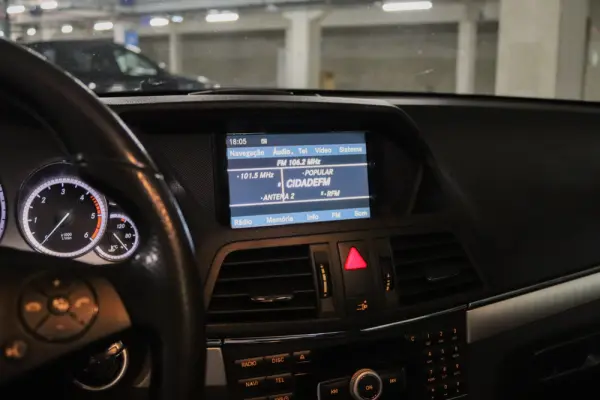 Mercedes-Benz E 250 CDi Avantgarde BlueEfficiency Auto 10