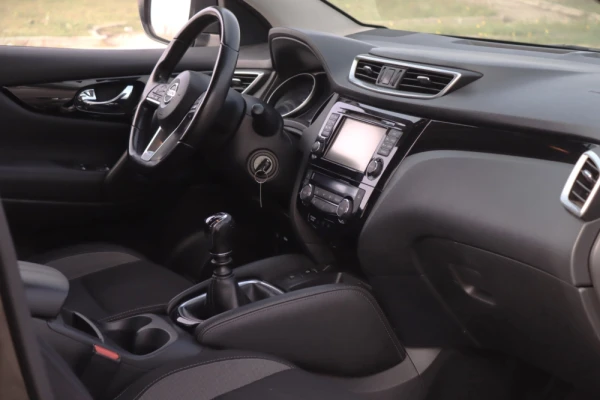 Nissan Qashqai 1.5 DCI N-Connecta 16