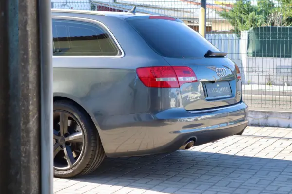 Audi A6 Avant 3.0 TDi V6 quattro S-line Tiptronic 10