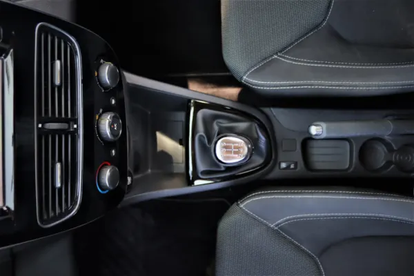 Renault Clio Sport Tourer 0.9 TCe Limited 12