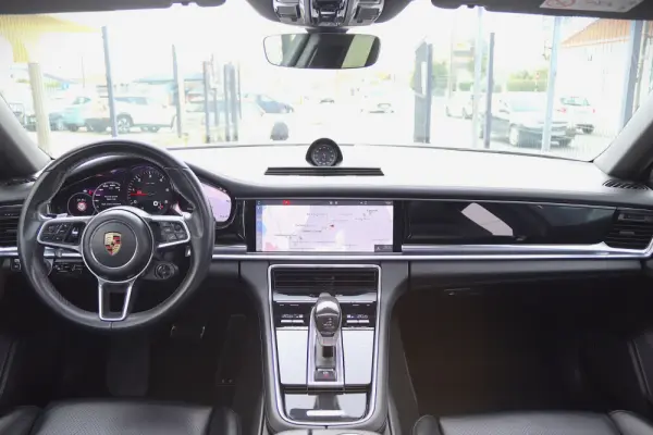 Porsche Panamera 4S Diesel 4