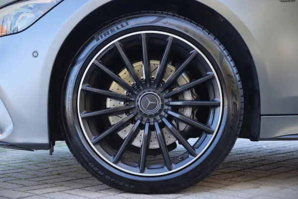 Mercedes-Benz AMG GT 53 4Matic+ 13