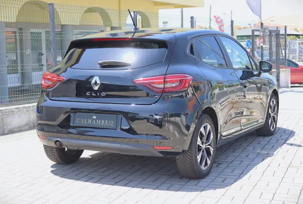 Renault Clio 1.0 TCe Exclusive 3