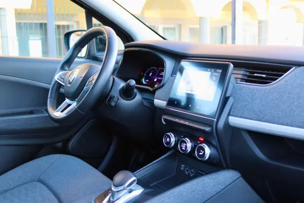 Renault Zoe (c/ Bateria) Intens 50 27