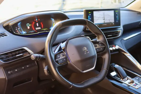 Peugeot 3008 1.6 Hybrid Allure Pack e-EAT8 17