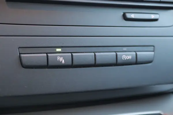 BMW 318 d Sport Line 5