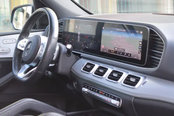 Mercedes-Benz GLE 300 d 4Matic 9G-TRONIC AMG Line 21