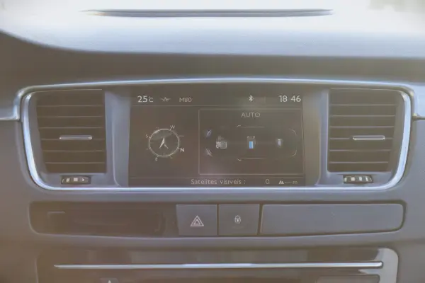 Peugeot 508 RXH 2.0 HDi Hybrid4 Limited Edition 2-Tronic 16