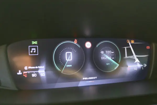 Peugeot 308 1.2 PureTech Allure Pack 18