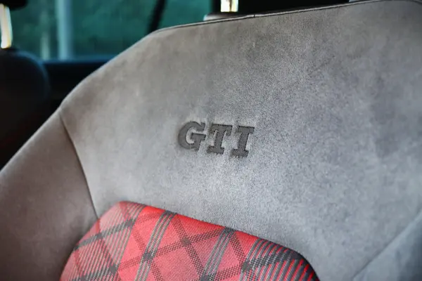 Volkswagen Golf 2.0 TSI GTi TCR DSG 20