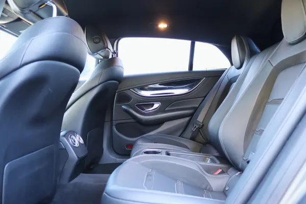 Mercedes-Benz AMG GT 53 4Matic+ 37