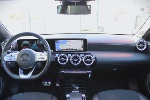 Mercedes-Benz A 180 d AMG Line Aut. 4