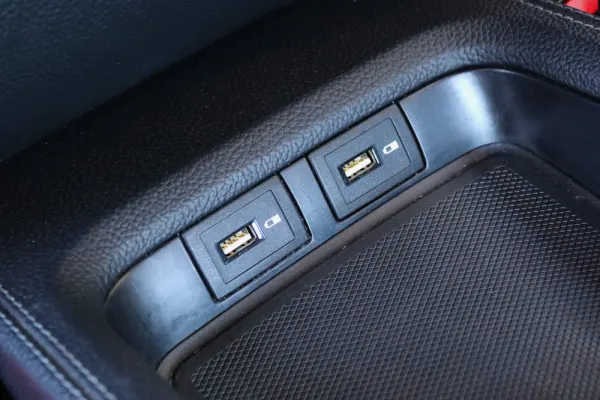 Mercedes-Benz AMG GT 53 4Matic+ 41