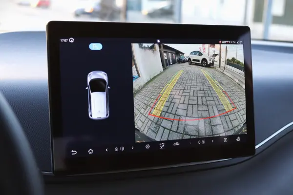 BYD Dolphin Surf 43.2 kWh Boost 5