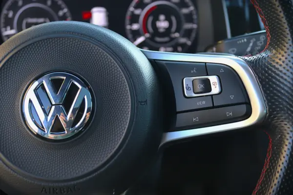 Volkswagen Golf 2.0 TSI GTi TCR DSG 21