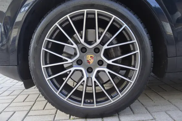 Porsche Cayenne E-Hybrid 17