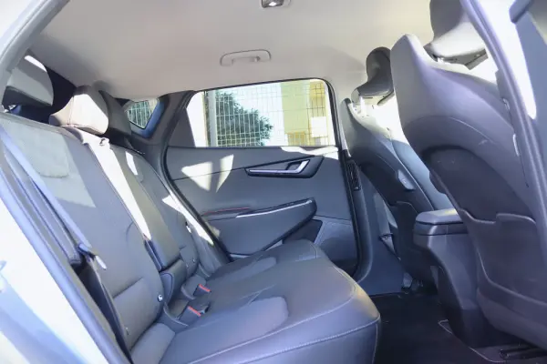 Kia EV6 84-kWh Air 25
